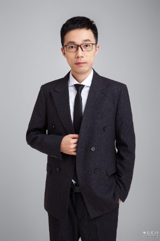 吴鹏 - 新疆凤展木业有限公司吴鹏
